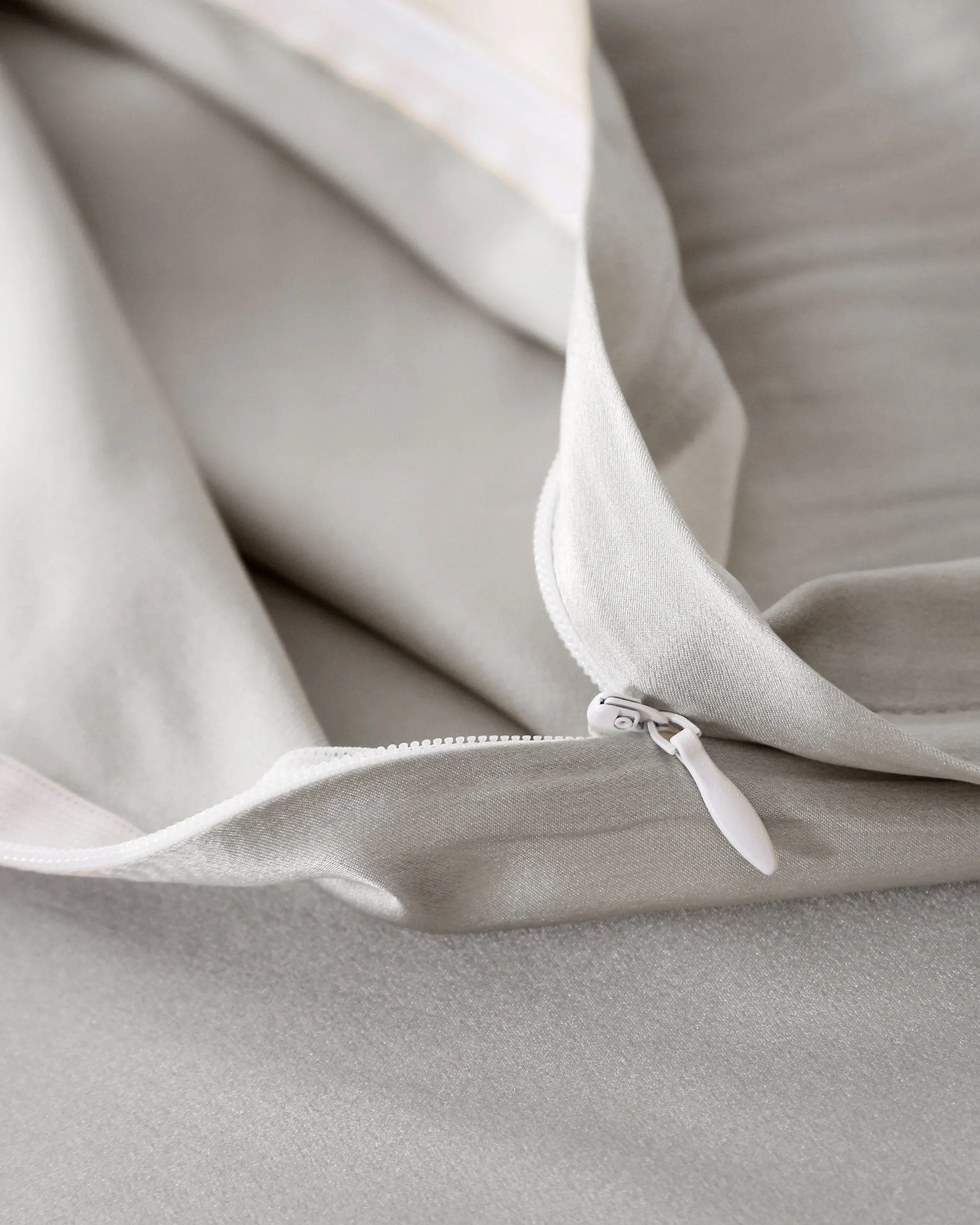 22 MM 4PCS Silk Sheets Set