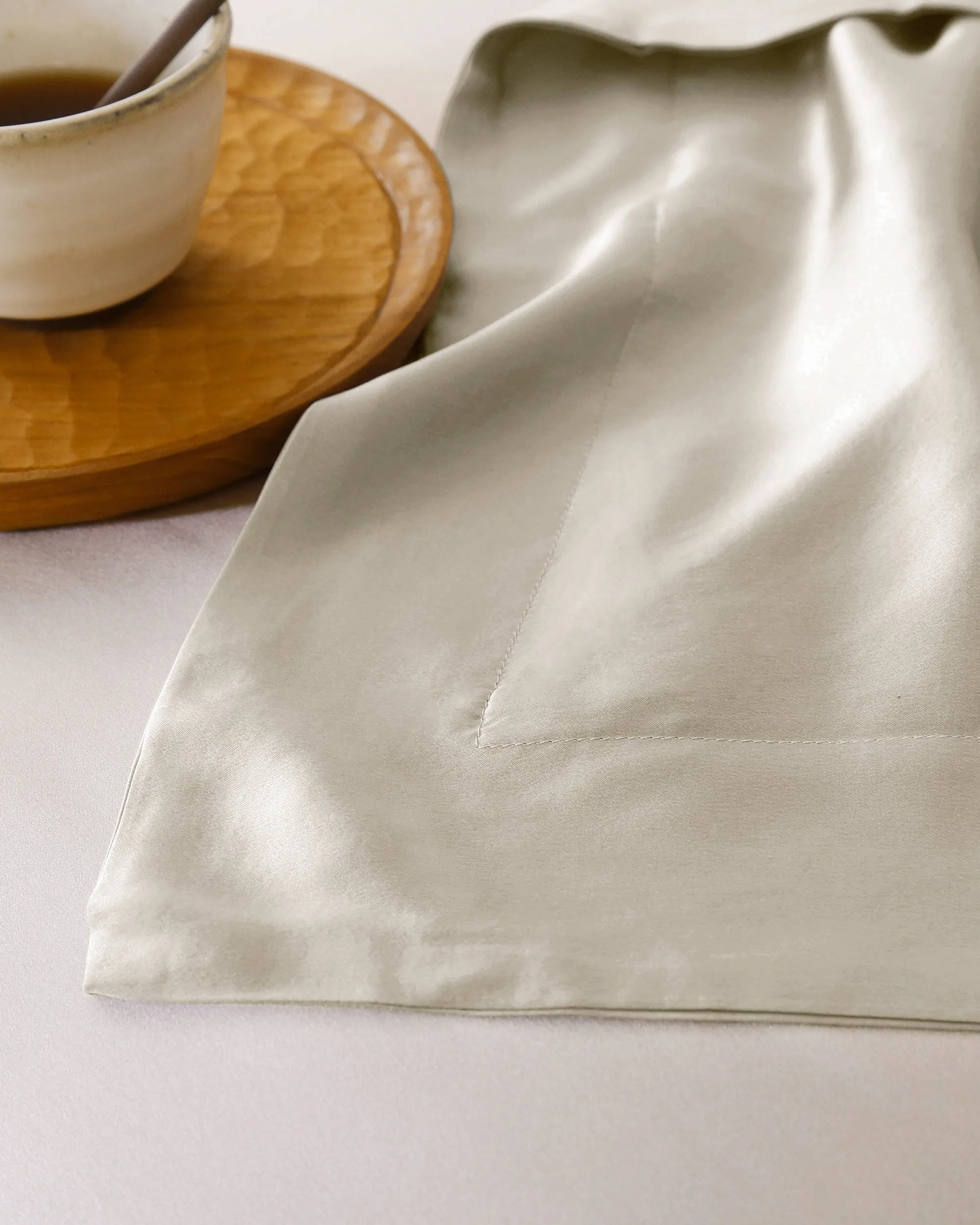 22 MM 4PCS Silk Sheets Set