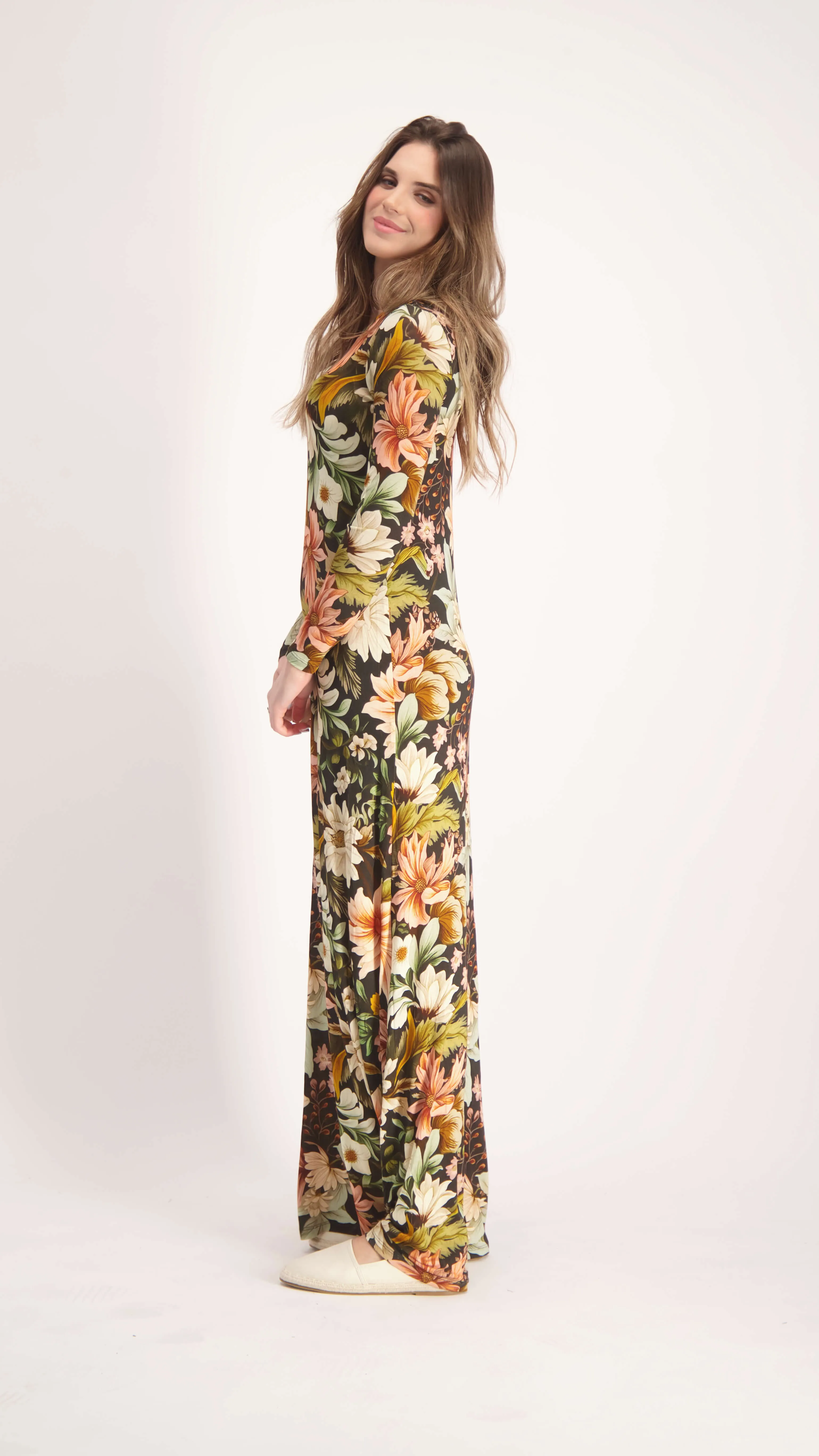 A-line Maxi Dress / Black Flowers