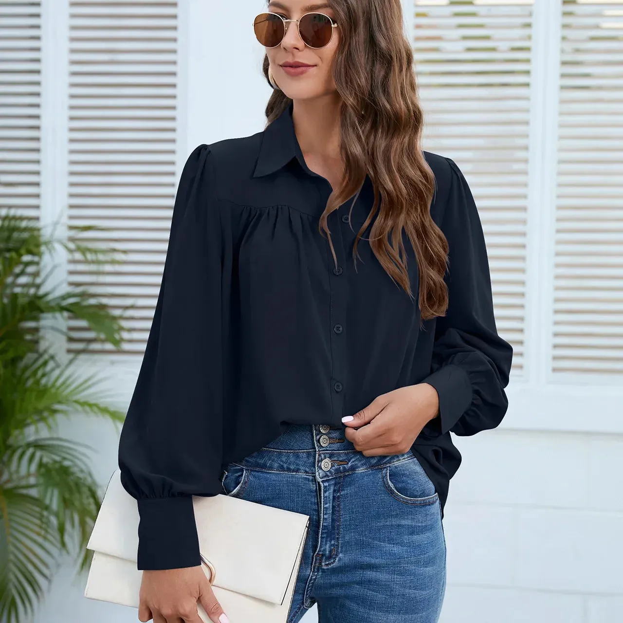 Elegant White Chiffon Ruched Long Sleeve Blouse for Office Lady