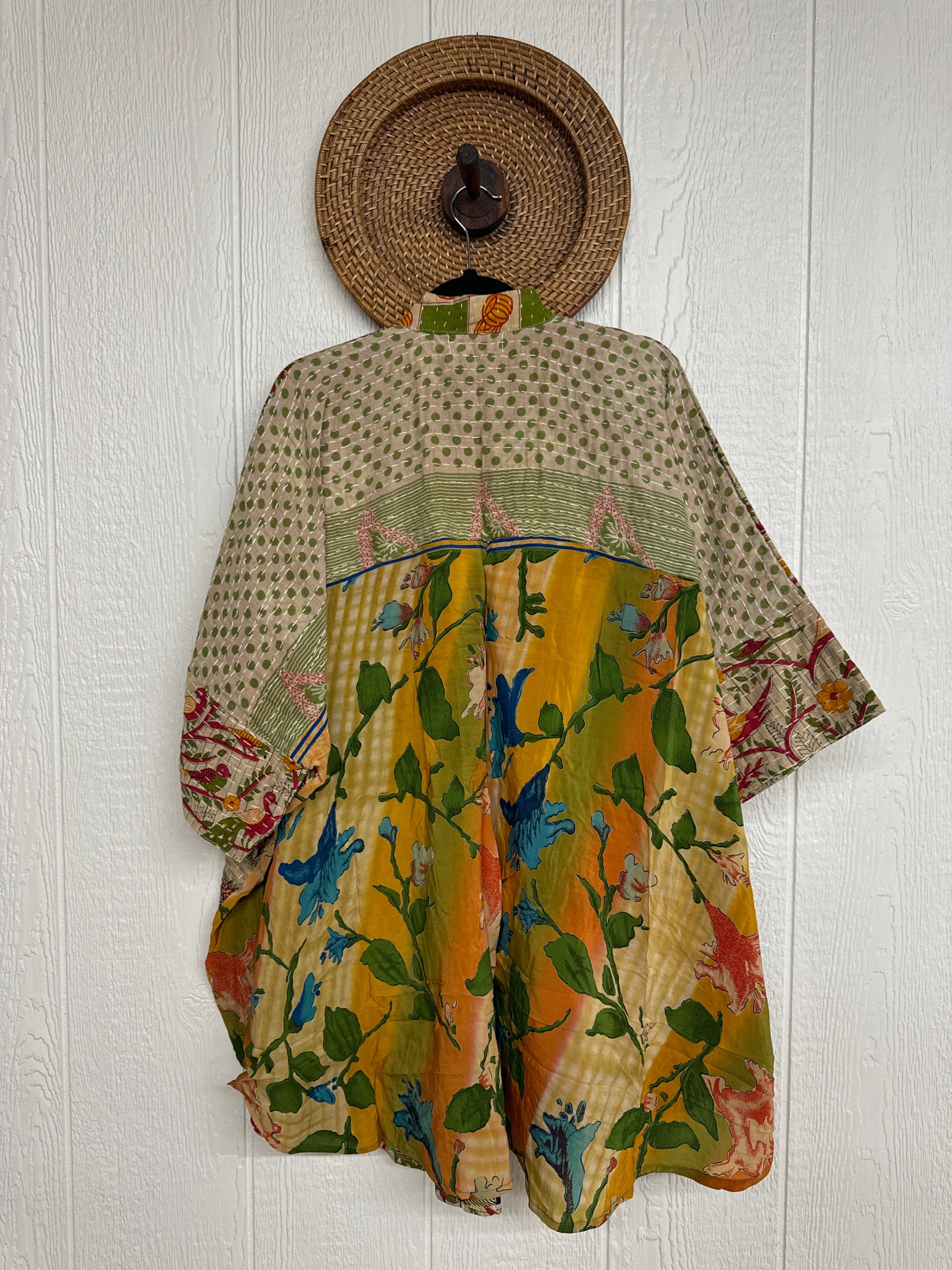 Free To Be Button-down 0924 251