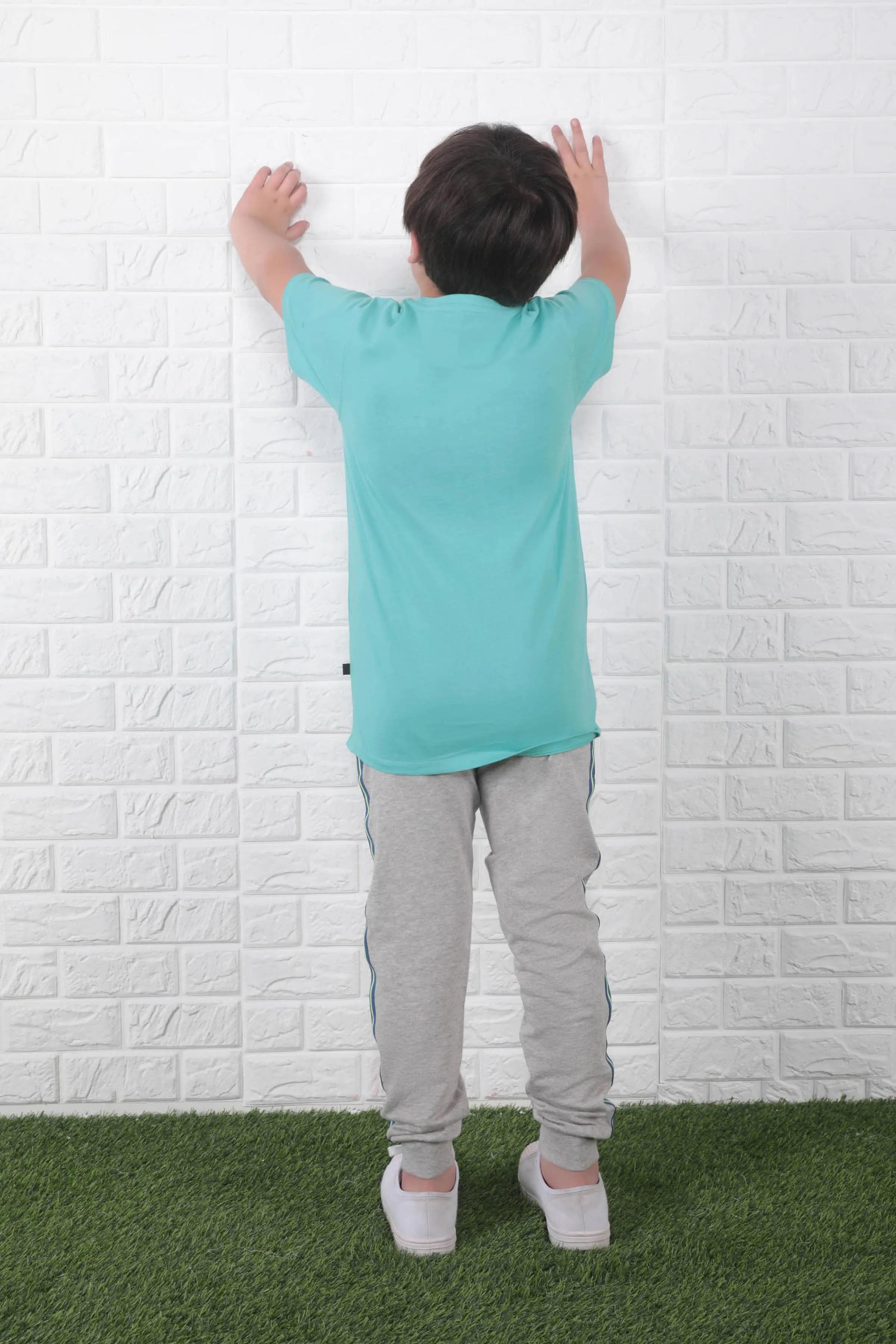 Grey Round-neck T-shirt