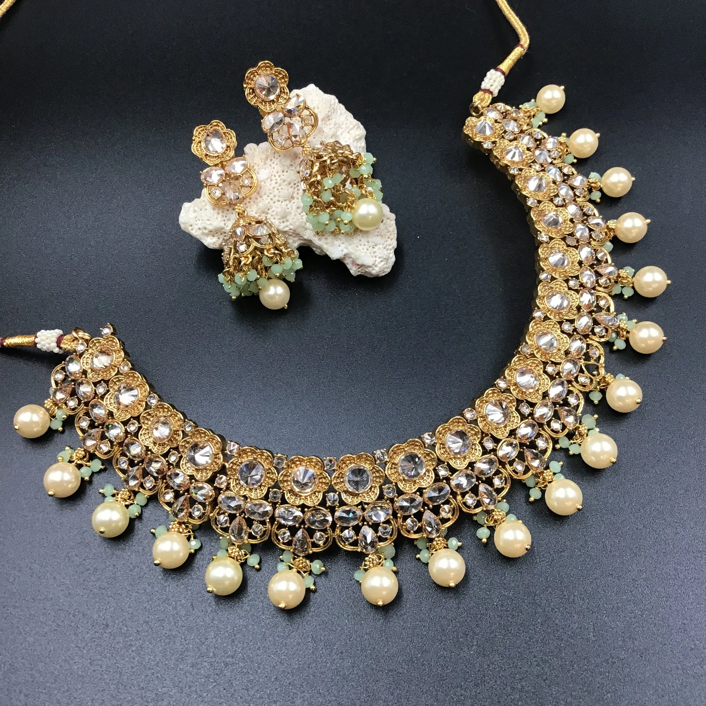 Round Neck Gold Plated Necklace Set 12947-28