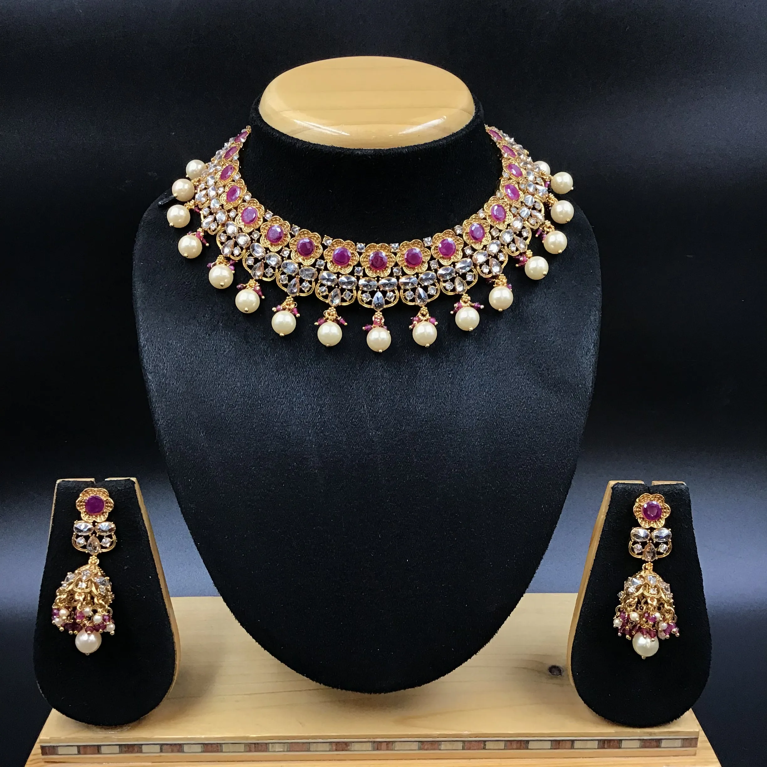 Round Neck Gold Plated Necklace Set 12947-28