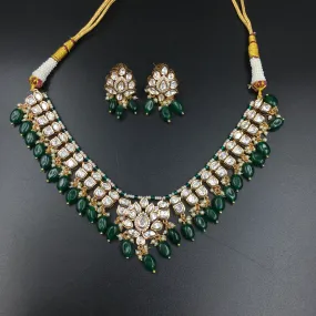 Round Neck Kundan Necklace Set 12208-28
