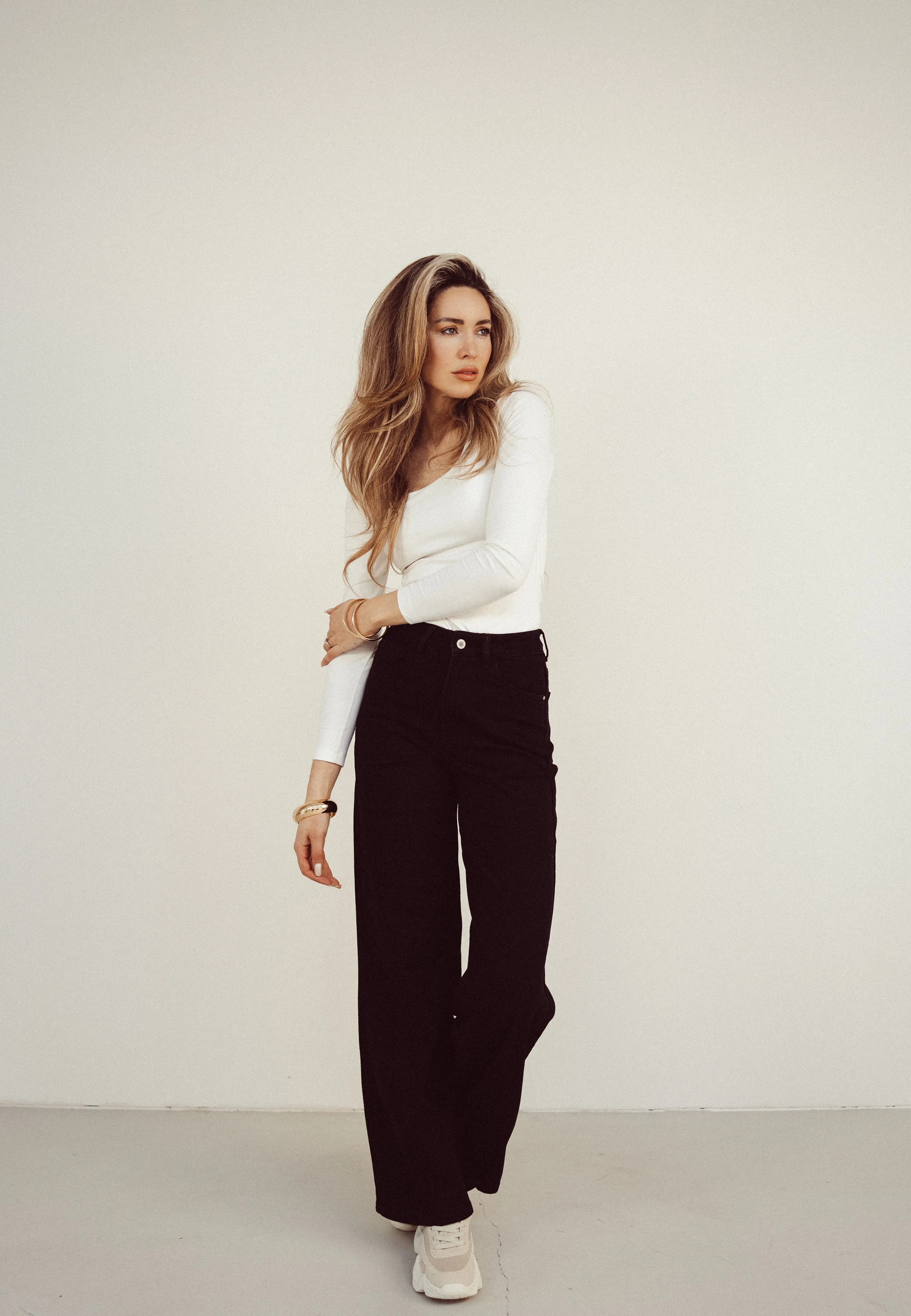 SALE - SENNA Wide Leg Jeans in Black