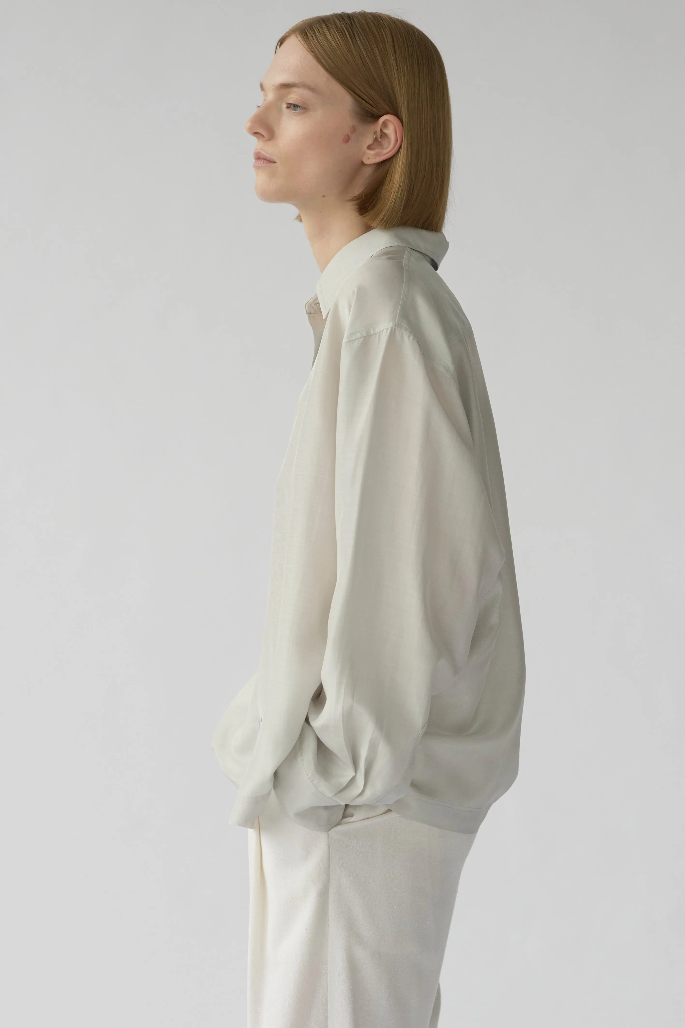 SOPHIE SHIRT - CLOUD GREY - RECYCLED SILK/SILK