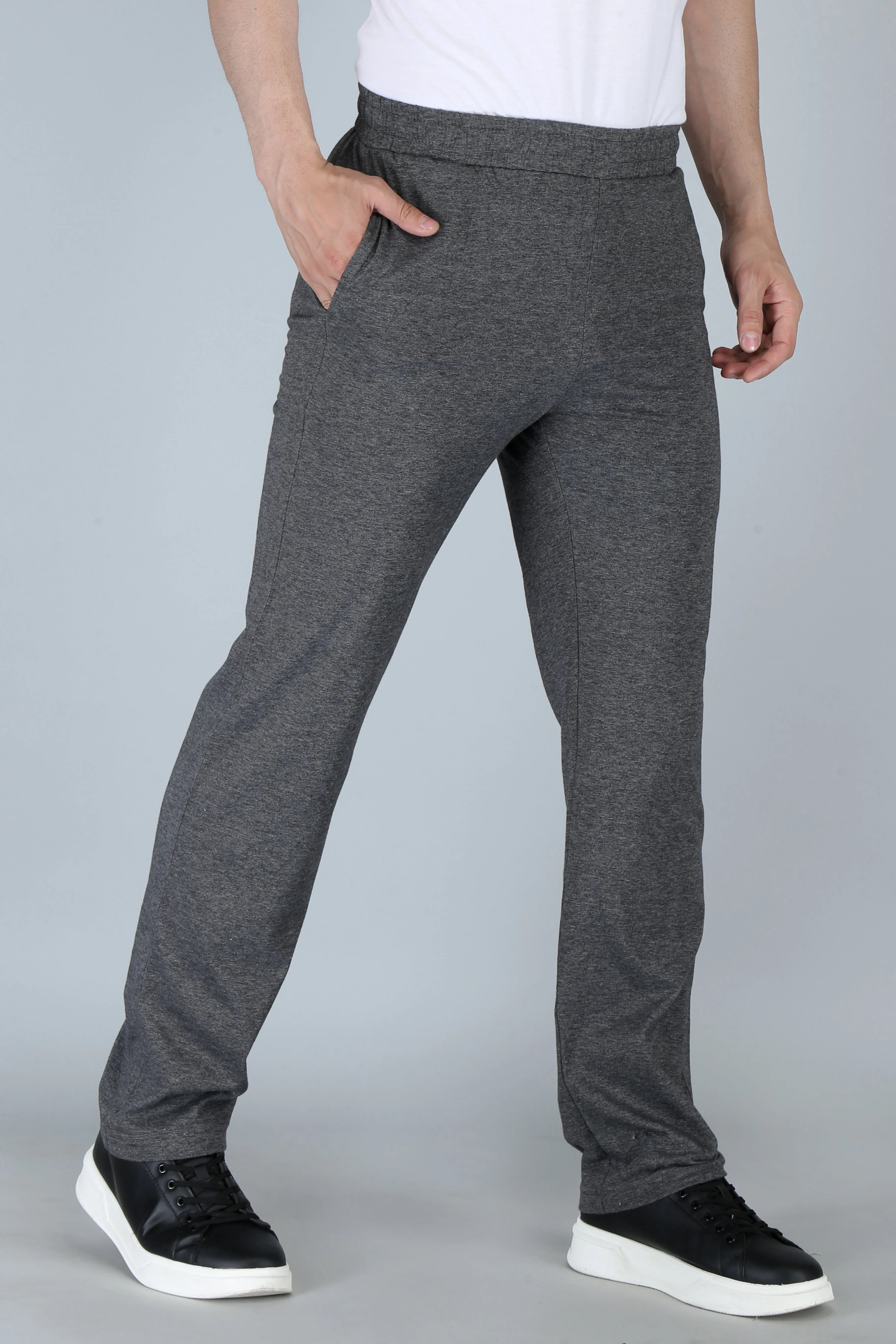 STRAIGHT FIT TEXTURED BOTTOM