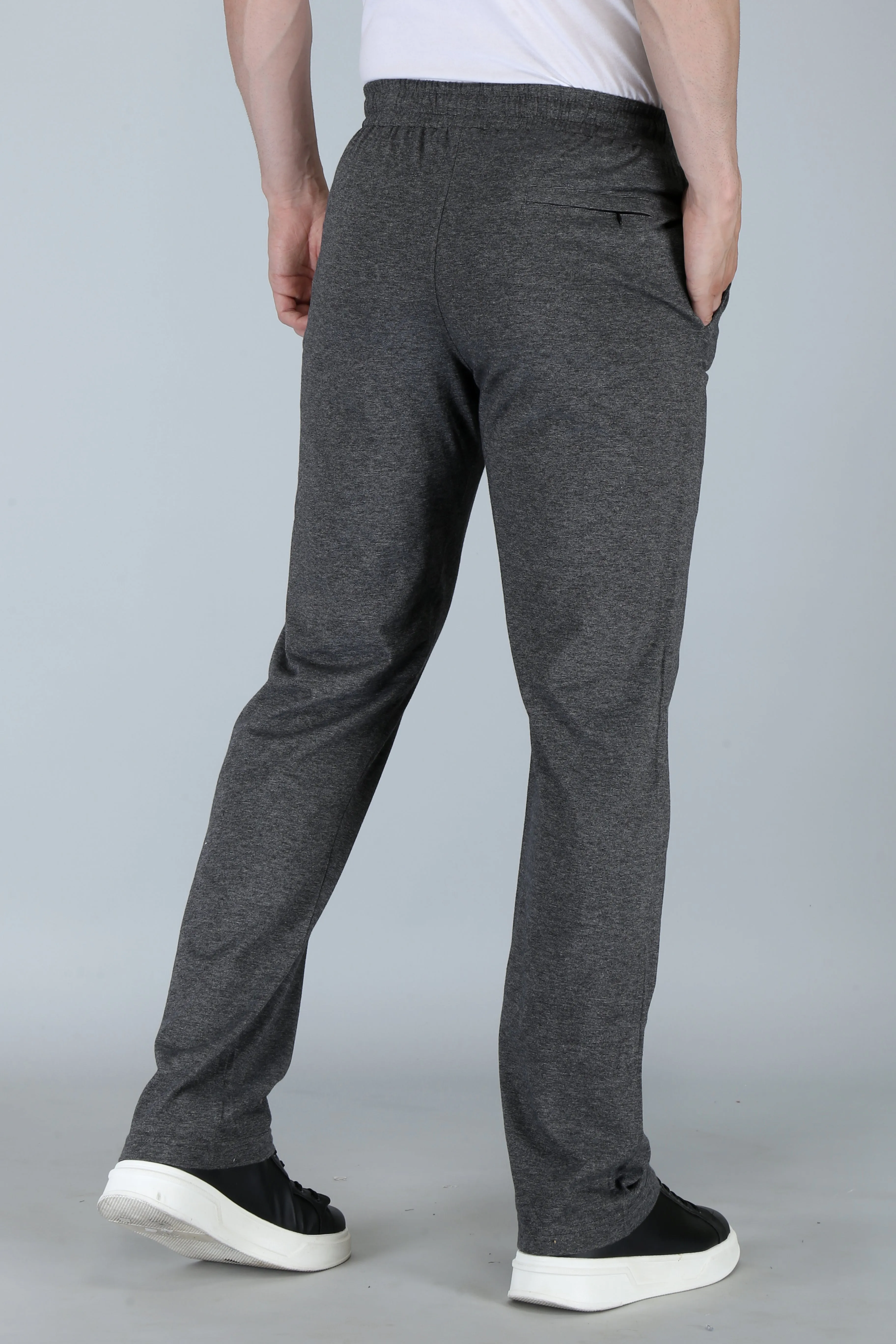 STRAIGHT FIT TEXTURED BOTTOM