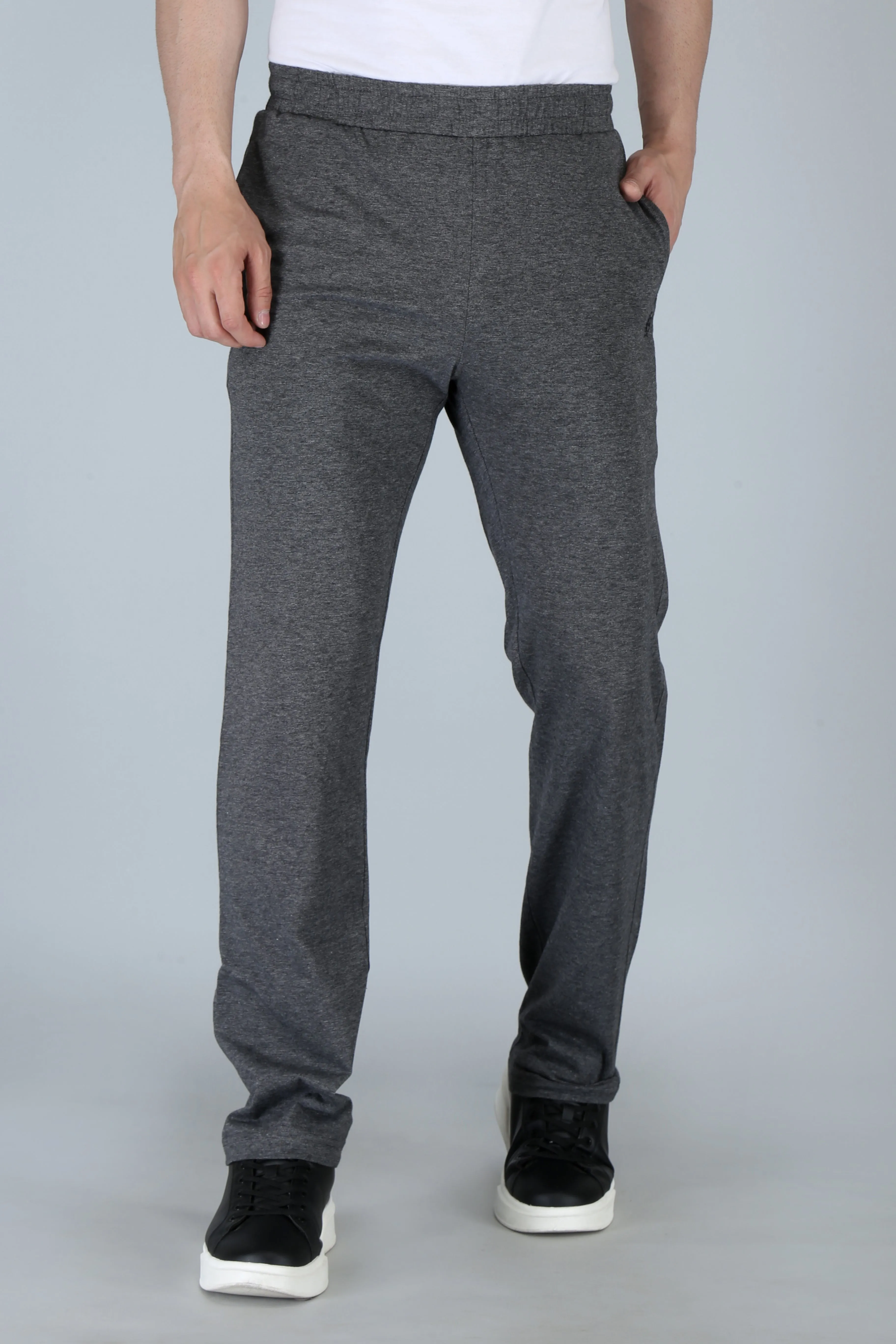 STRAIGHT FIT TEXTURED BOTTOM