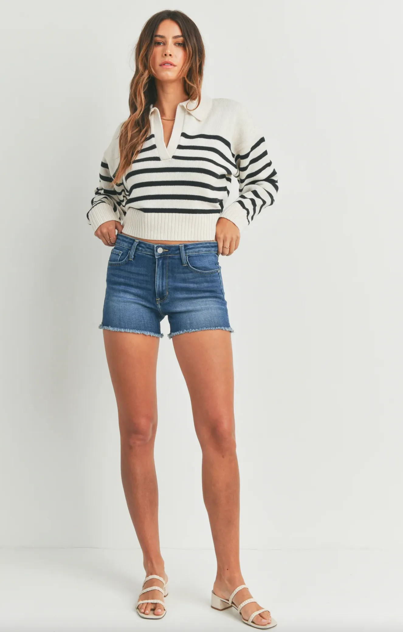 The Weekend Short | Medium Wash